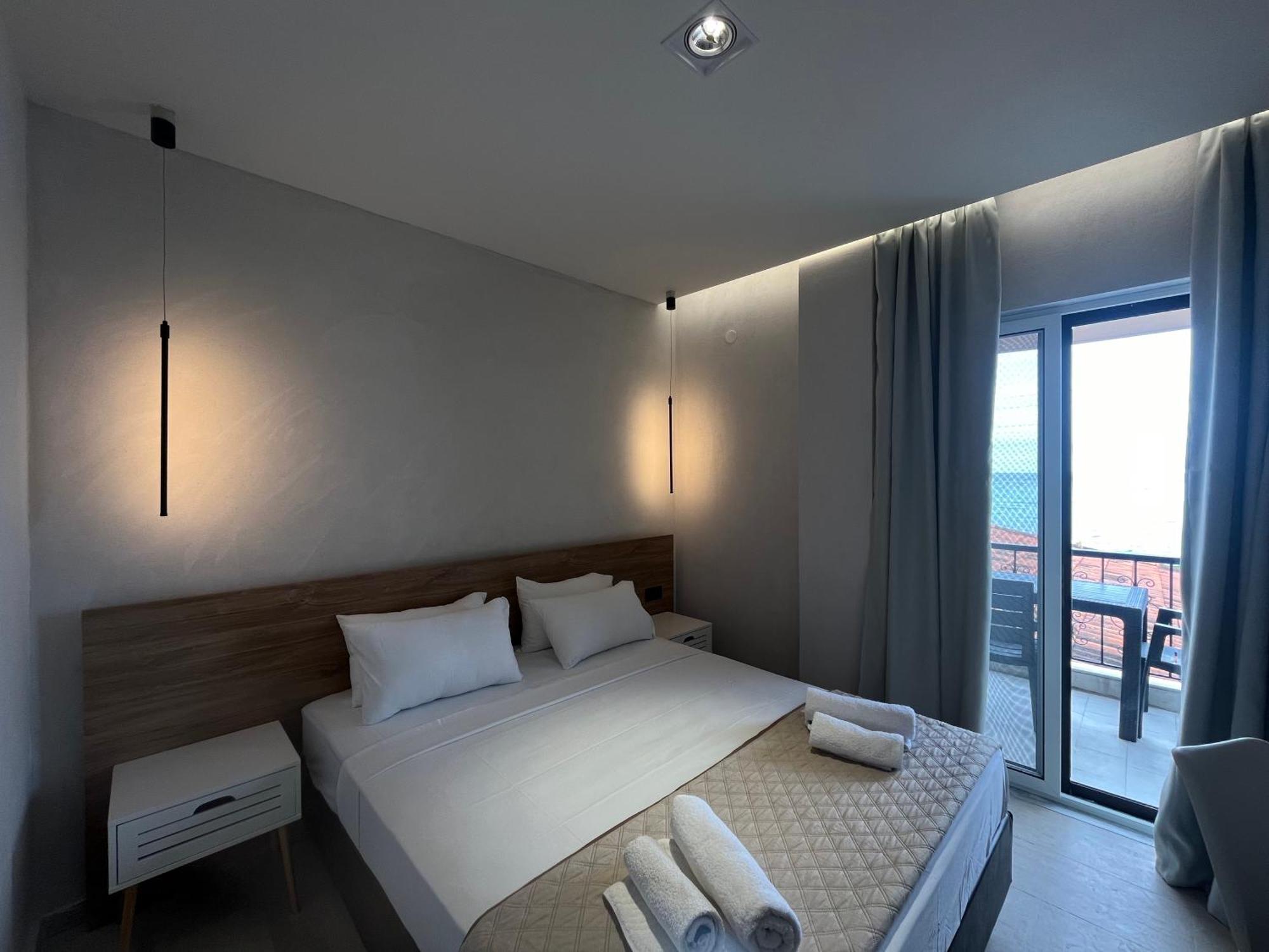 Okkio Sea View Apartment Vergia Luaran gambar