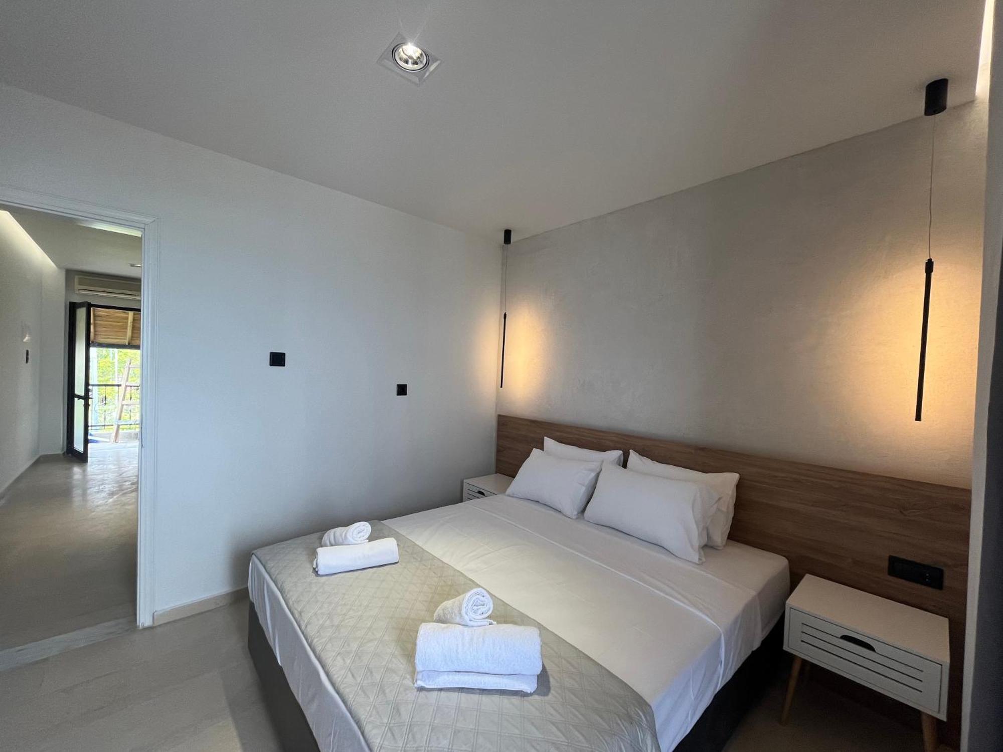 Okkio Sea View Apartment Vergia Luaran gambar