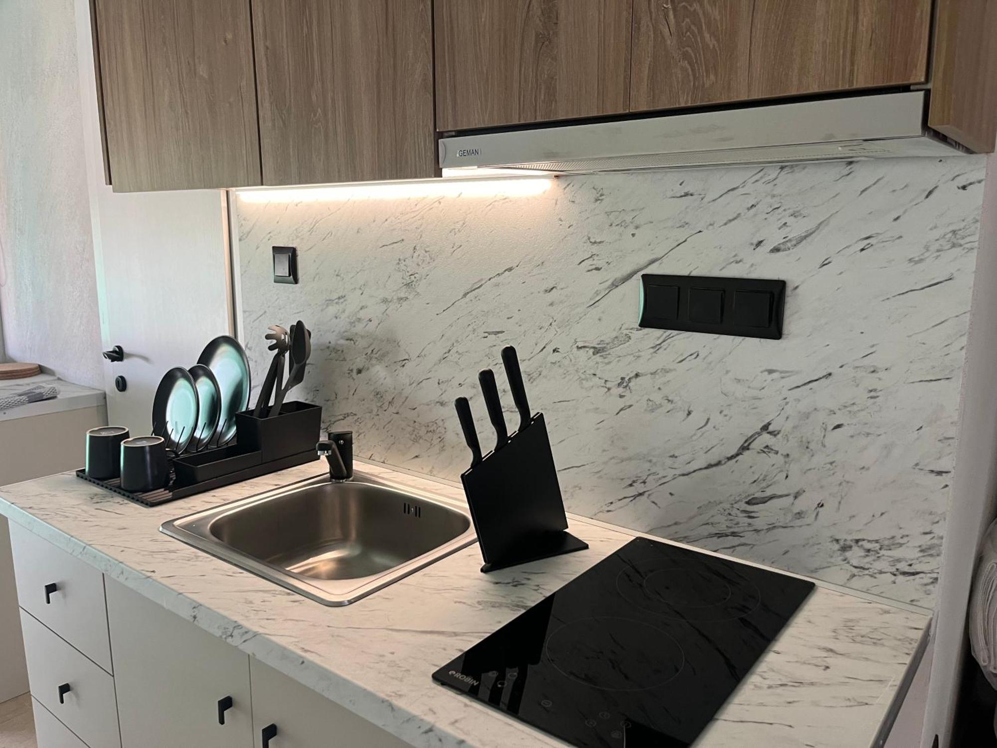 Okkio Sea View Apartment Vergia Luaran gambar