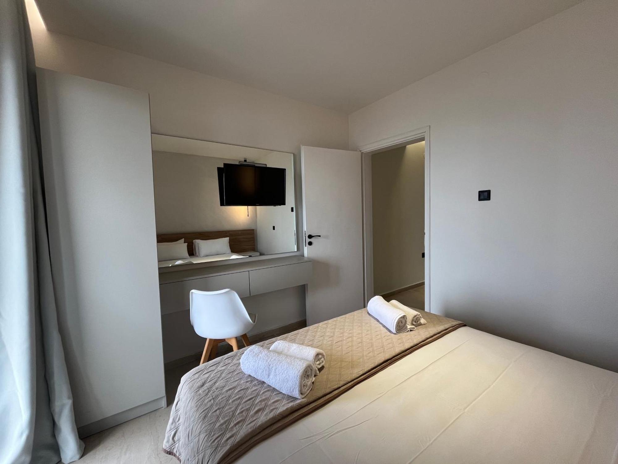Okkio Sea View Apartment Vergia Luaran gambar